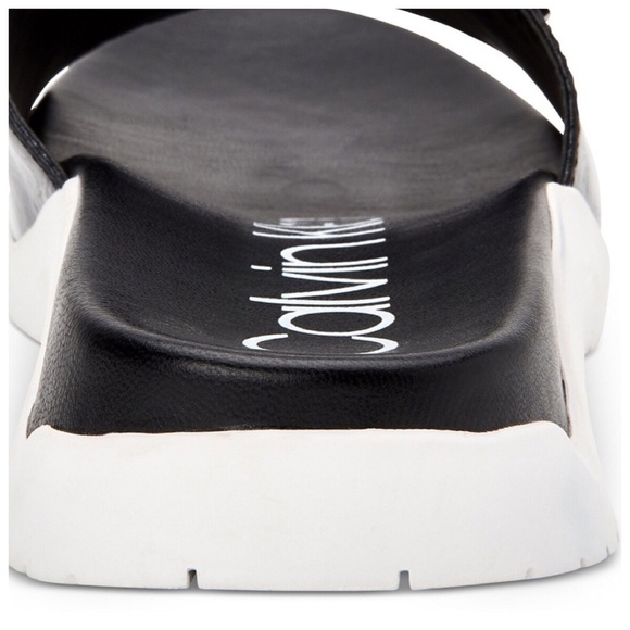 🆕Calvin Klein black ubi slides. - Picture 3 of 5